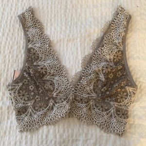 Victoria's Secret Intimates & Sleepwear - Victoria Secret Lace Bralette Victoria's Secret Intimates & Sleepwear - Victoria Secret Lace Bralette